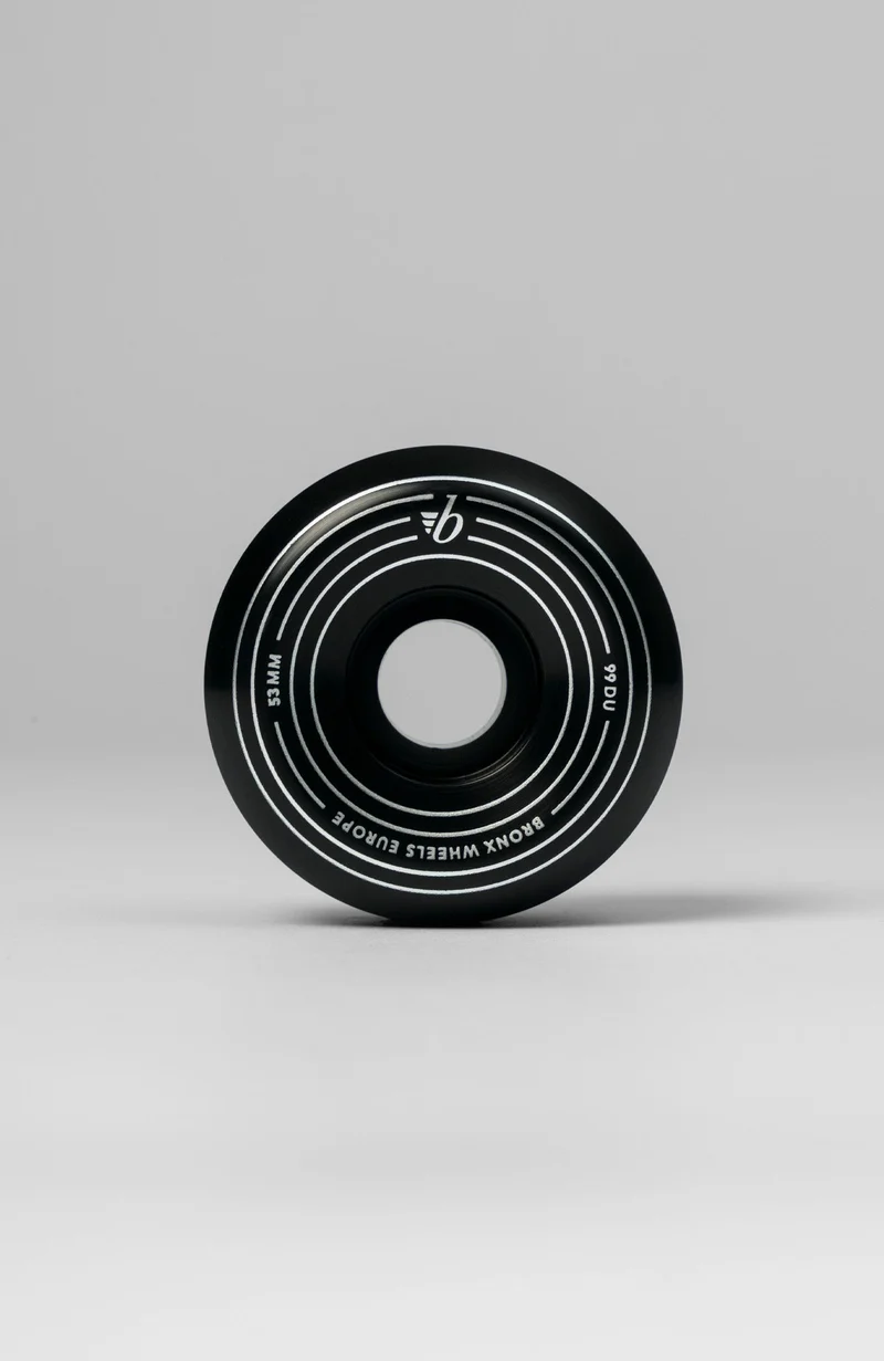Europe - Angled Shape 99A, 53mm, SELECT Formula - black