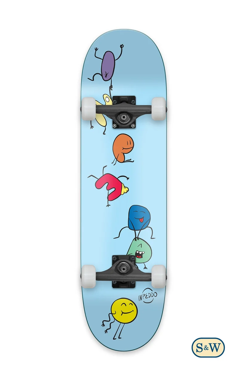 Playground - Short & Wide Kinder Skateboard Complete