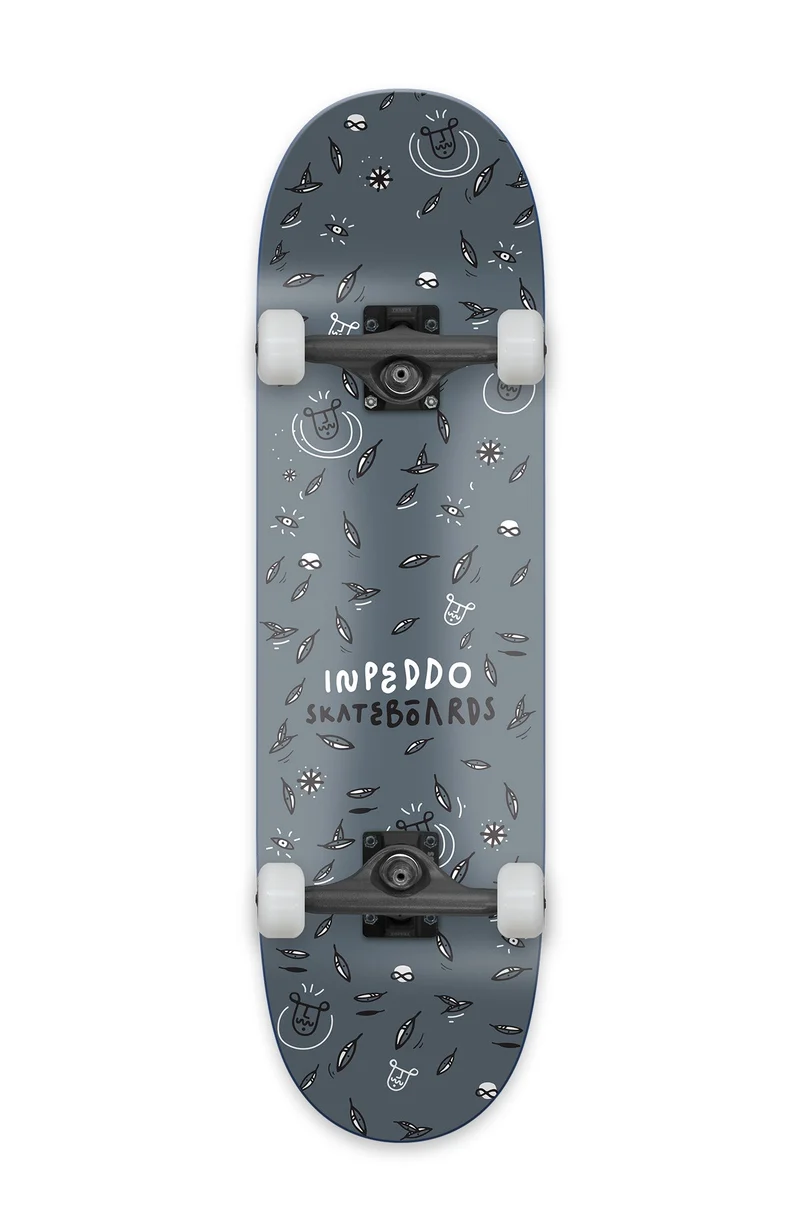 Leafs - Short & Wide Kinder Skateboard Complete