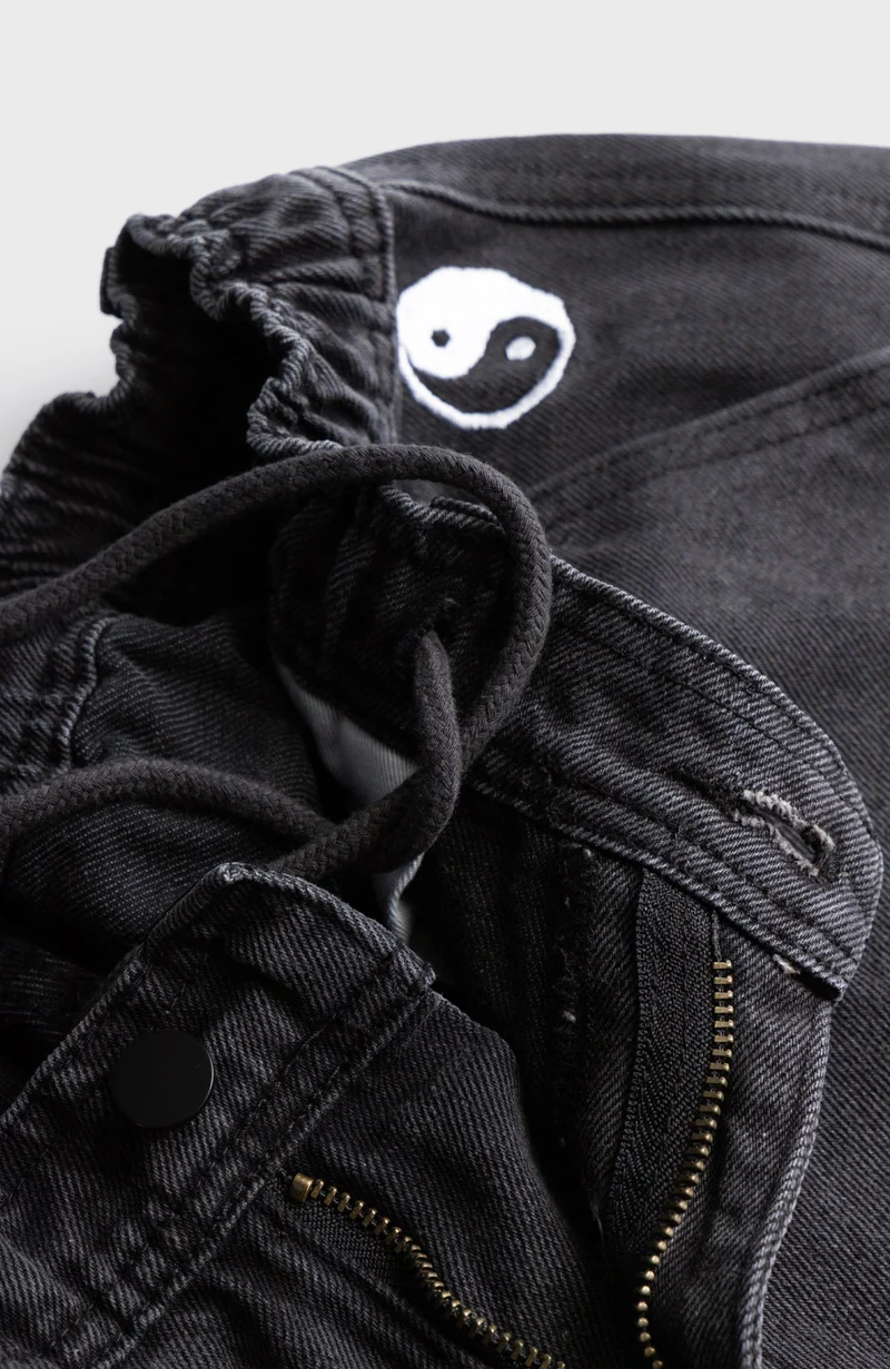 YIN YANG PANTS - Black washed Denim