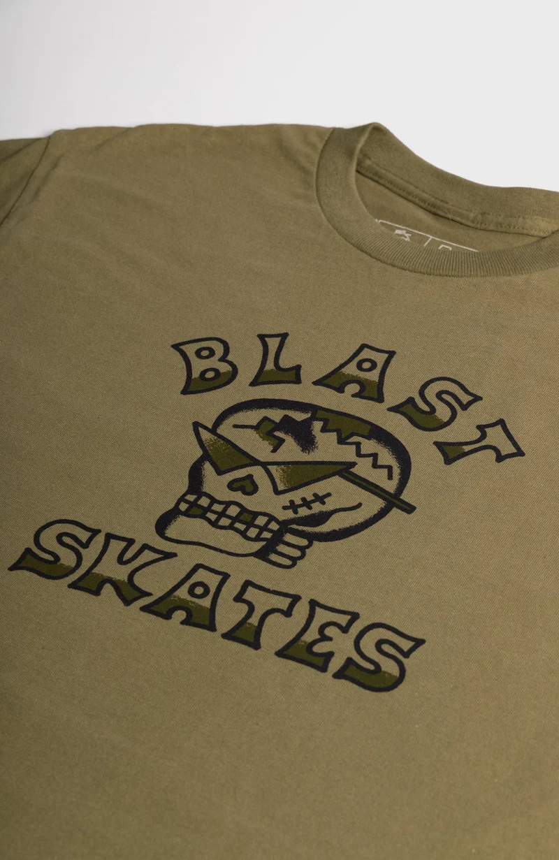 SKULLS T-SHIRT