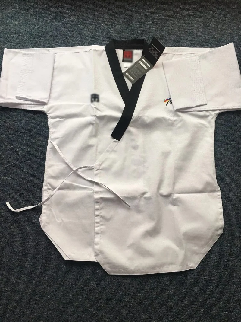MOOTO Poomsae-Dobok Senior Dan für Damen und Herren