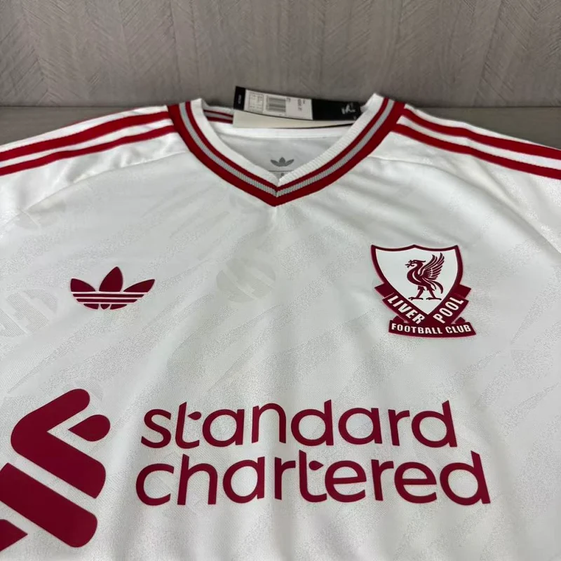 Liverpool Auswärtstrikot 26/27 Herren Spieler-Version