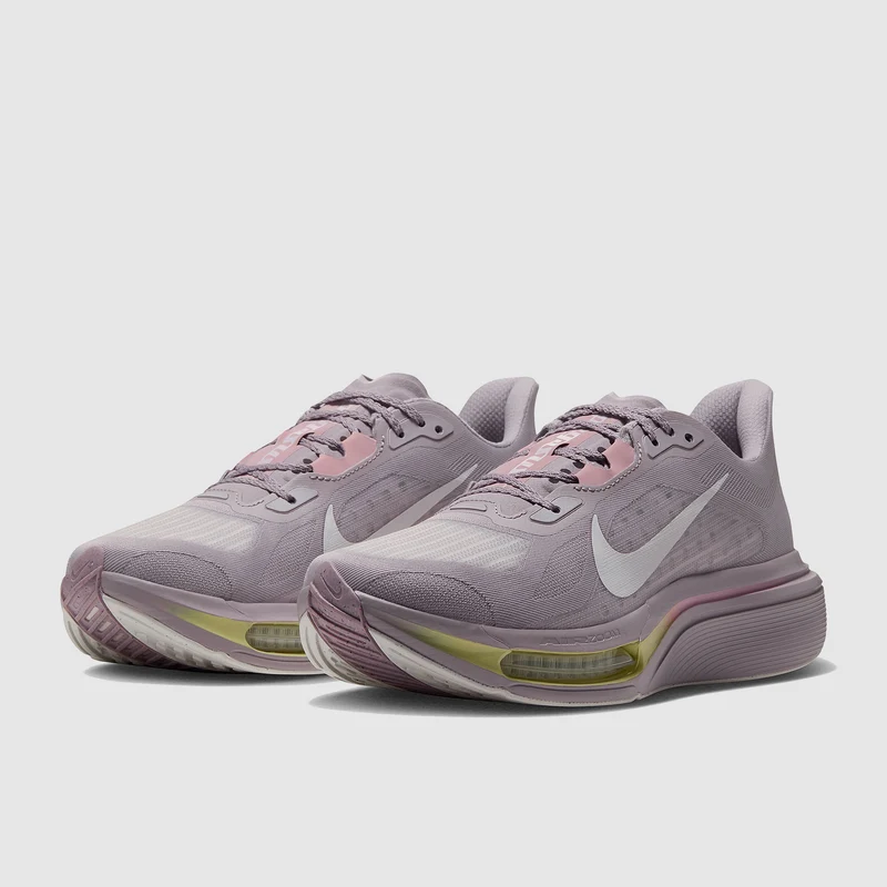 Nike Womens Pegasus Plus 2