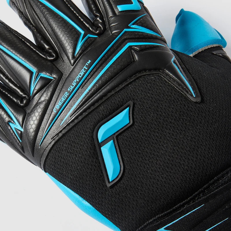 Reusch Attrakt Aqua Finger Support GK Gloves