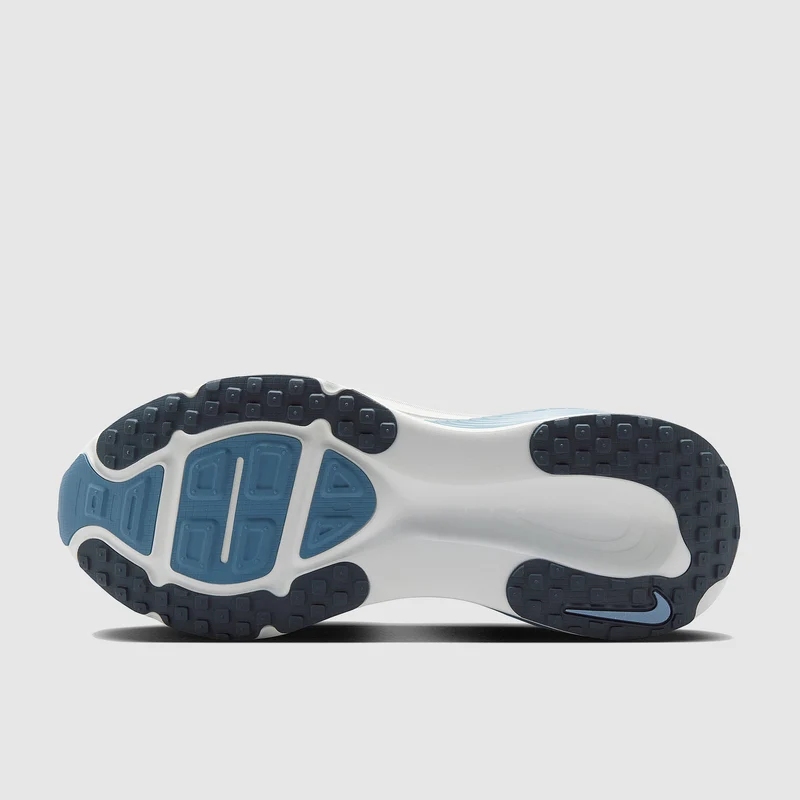 Nike Vomero 18