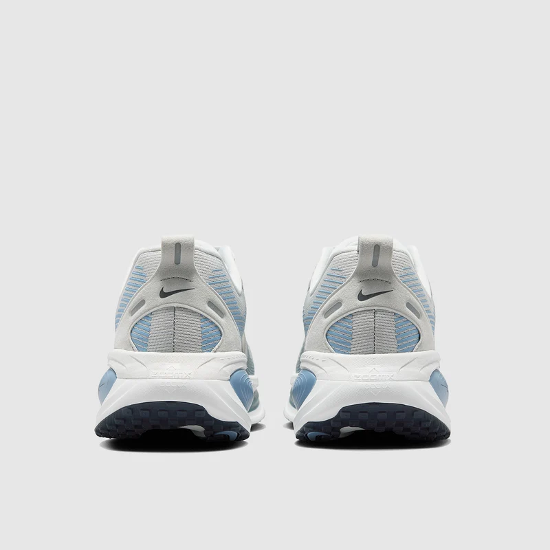 Nike Vomero 18