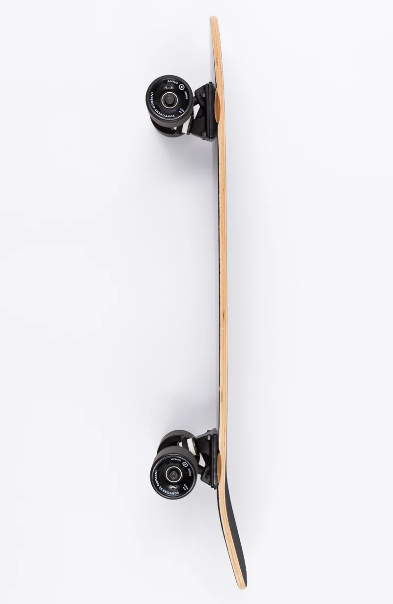 Black Carpet - Cruiser Skateboard 31.125 Mid