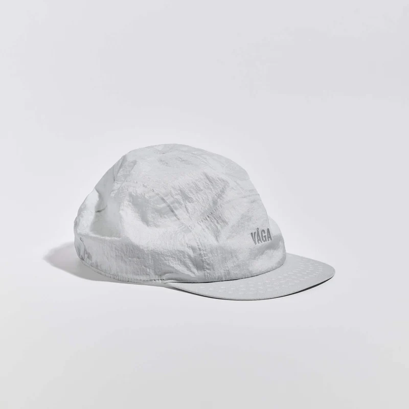 Wind Resistant Feather Racing Cap