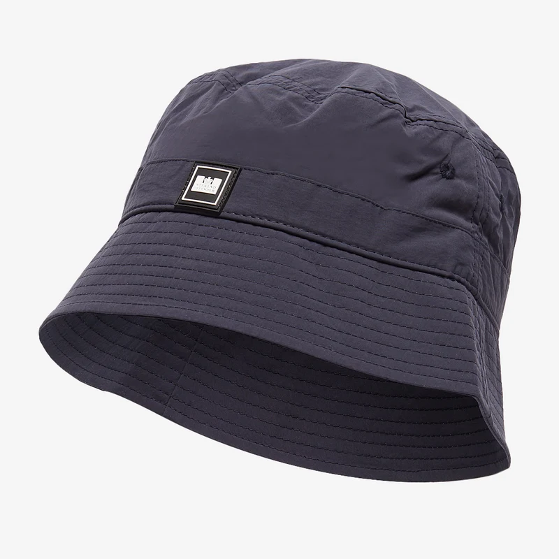 Weekend Offender Dalian Fischerhut