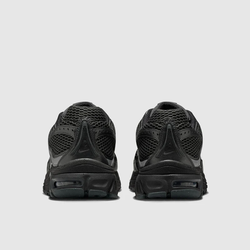 Nike Herrenschuh Air Max Moto 2K