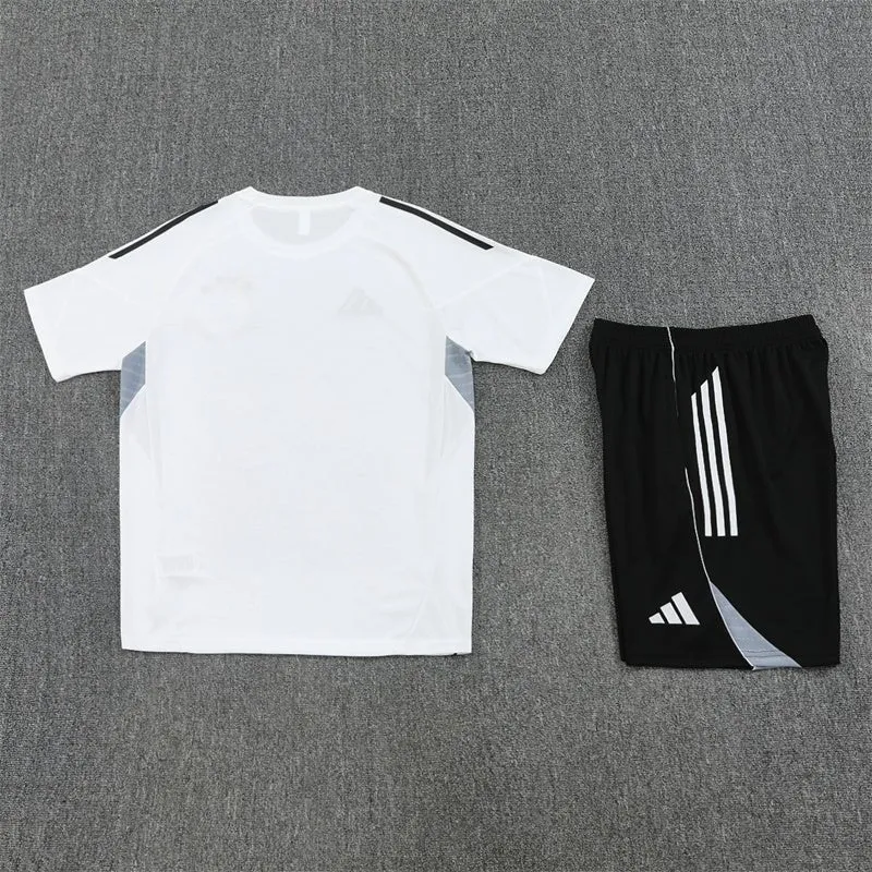 Deutschland Trainingsset 25/26 Trikot Weiß und Shorts Schwarz