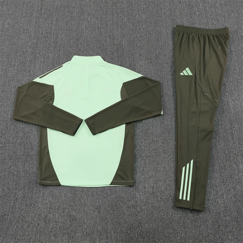 Real Madrid Trainingsanzug 25/26 Herren Jacke Grün und Hose Grau