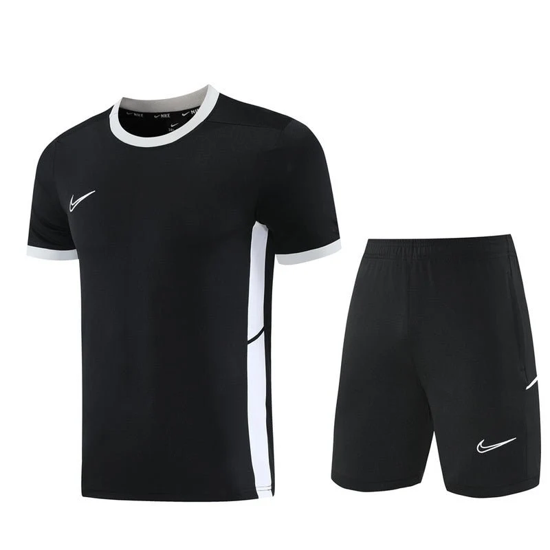 Nike Set Herren Trikot und Shorts Schwarz