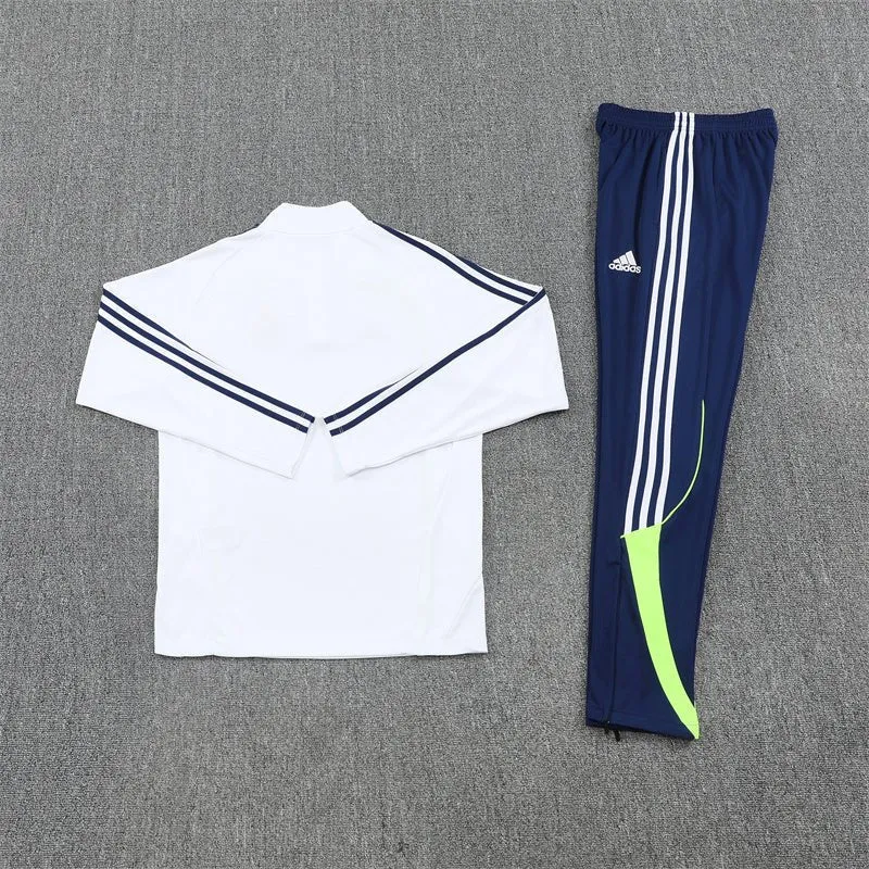 Real Madrid Trainingsanzug 25/26 Herren Jacke Weiß und Hose Dunkelblau