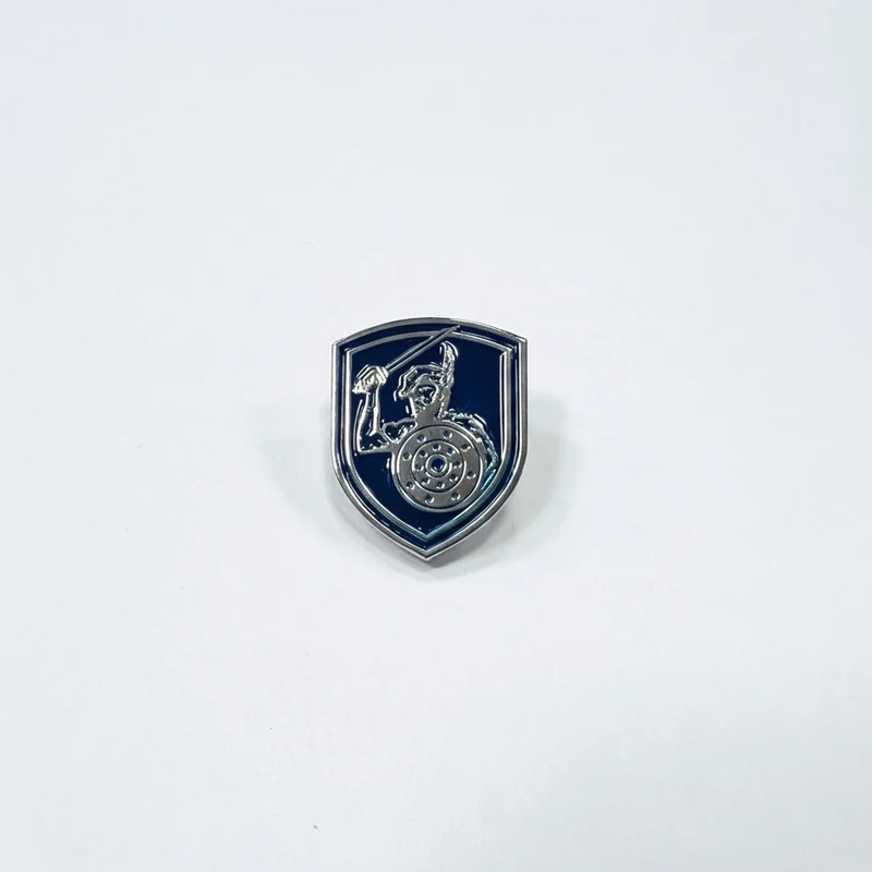 Falkirk Highlander Shield Pin Badge (Silver)
