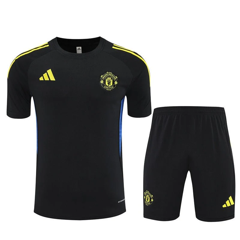 Manchester United Trainingsset 25/26 Trikot und Shorts Schwarz