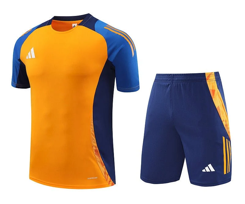 Adidas Herren-Set Trikot und Shorts