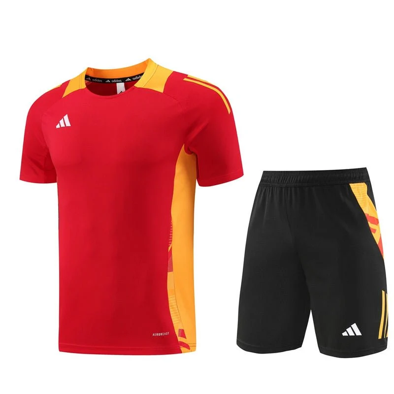 Adidas Set Herren Trikot und Shorts