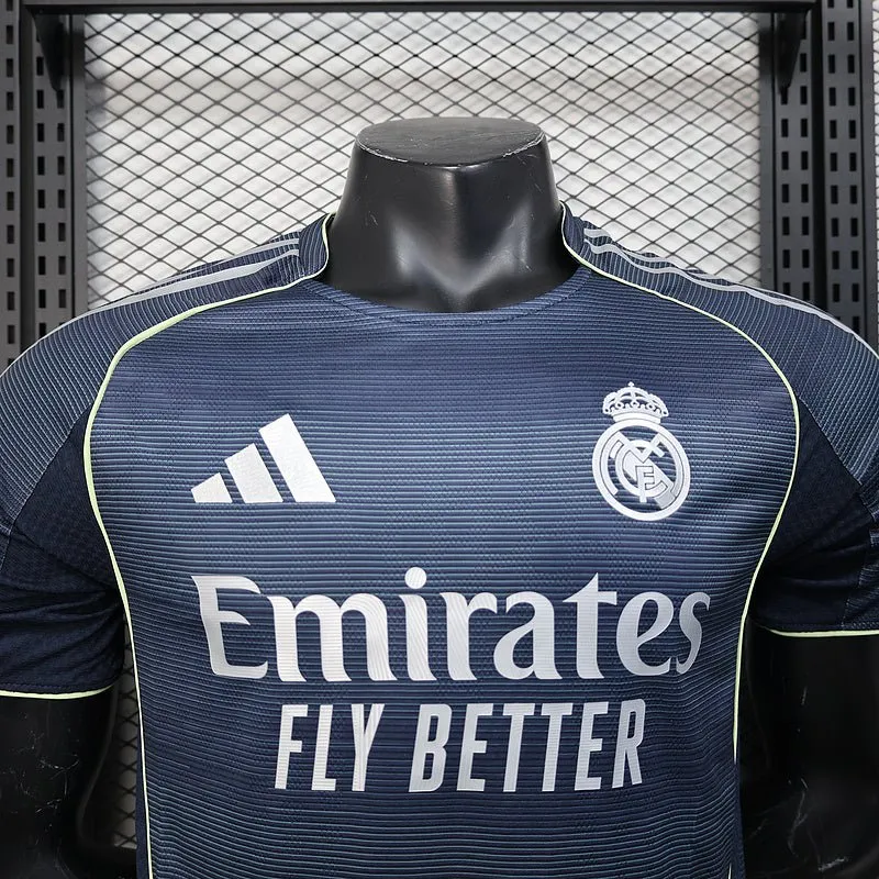 Real Madrid Auswärtstrikot 25/26 Herren Spieler-Version