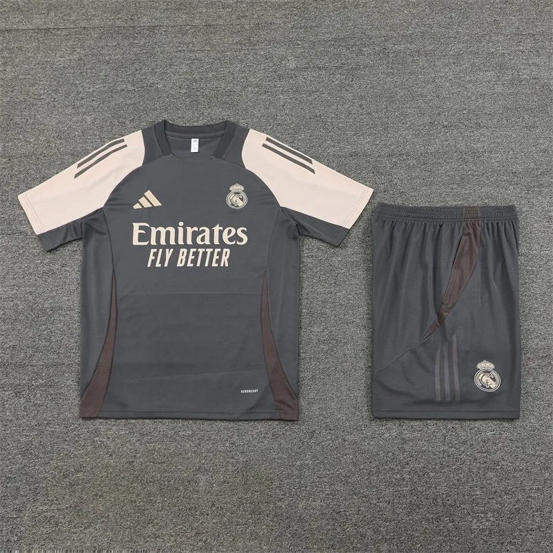 Real Madrid Trainingsset 25/26 Trikot und Shorts Grau