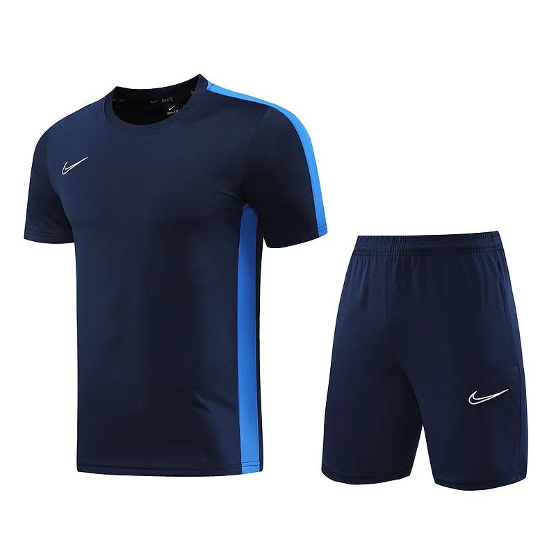 Nike Set Herren Trikot und Shorts