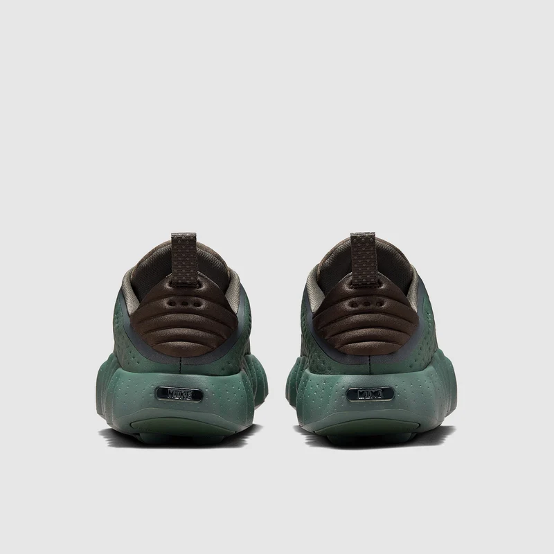 Nike Mind 002