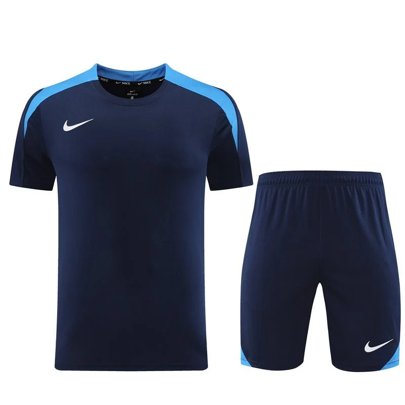 Nike Set Herren Trikot und Shorts