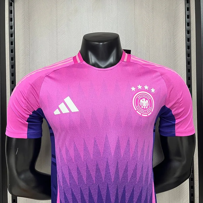 Deutschland Auswärtstrikot 24/25 Herren Spieler-Version Rosa