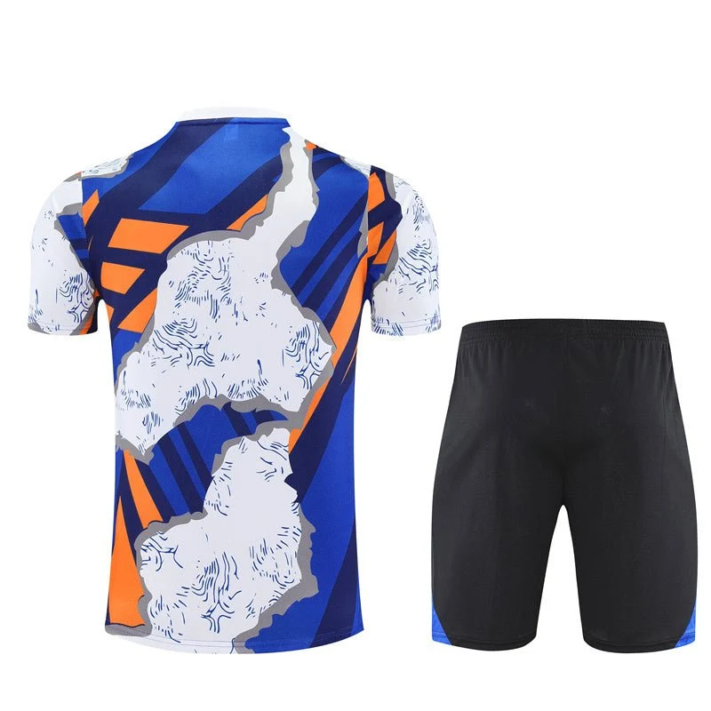 Real Madrid Madrid Trainingsset 25/26 Trikot Drachen und Shorts