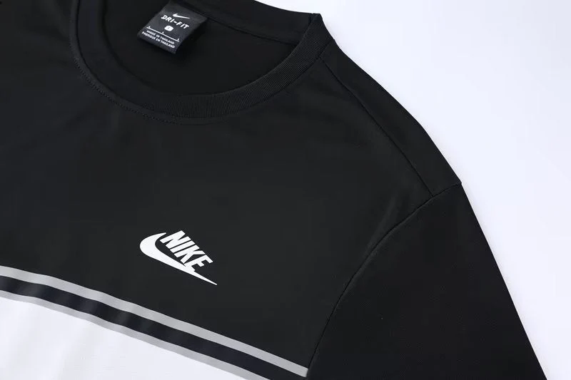 Nike Set Herren Trikot und Shorts