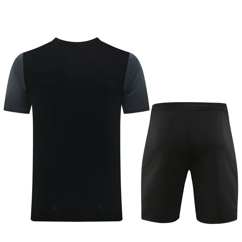 Nike Set Herren Trikot und Shorts