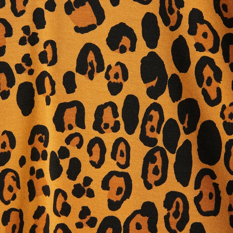 Basic leopard Blusen