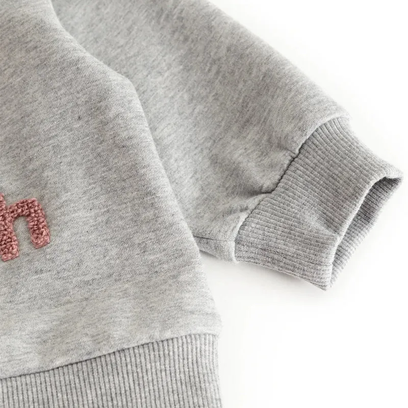 Theos b Sweatshirt