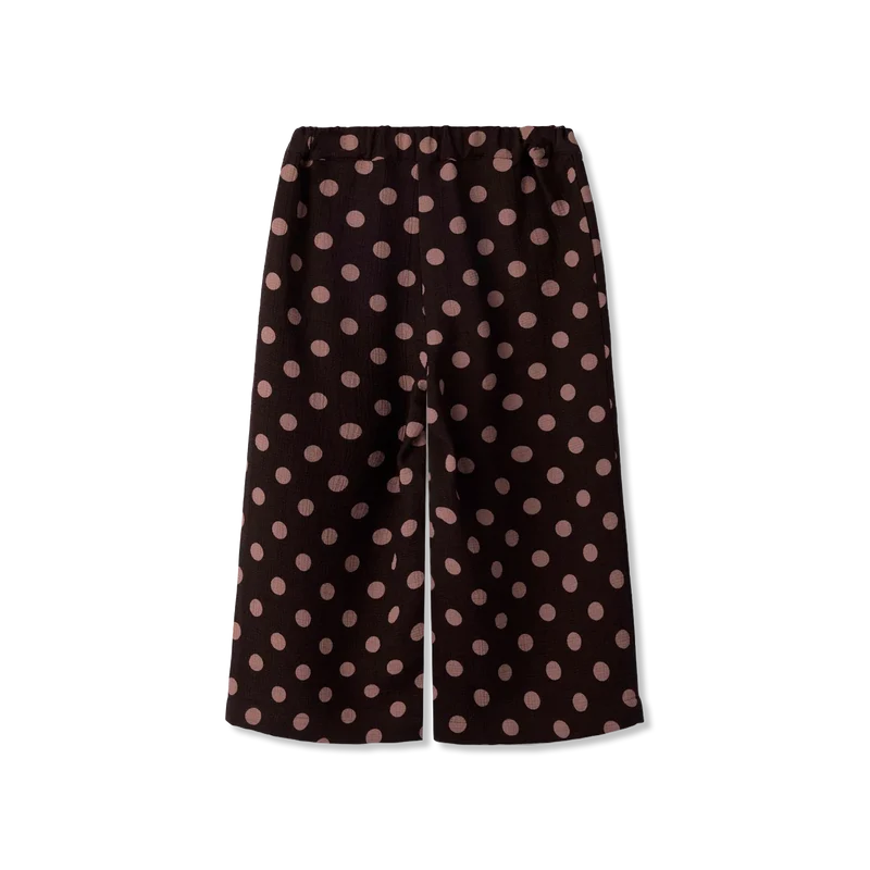 Nmfnina Hosen