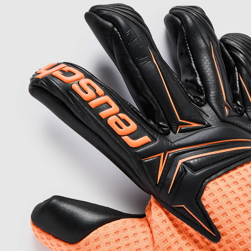 Reusch Attrakt Gold X Outlast GK Gloves