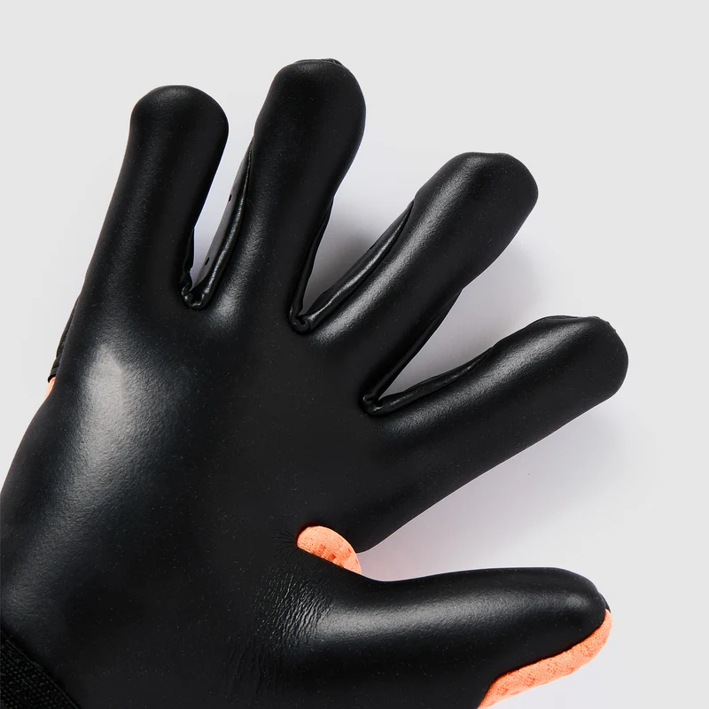 Reusch Attrakt Gold X Outlast GK Gloves