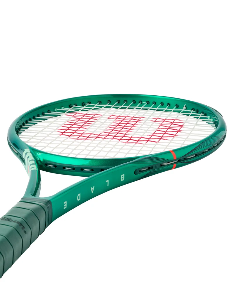 Blade 100L V10 Tennis Racket (Unstrung)