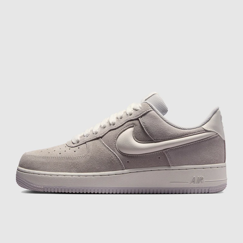 Nike Sportswear Air Force 1 '07 LV8