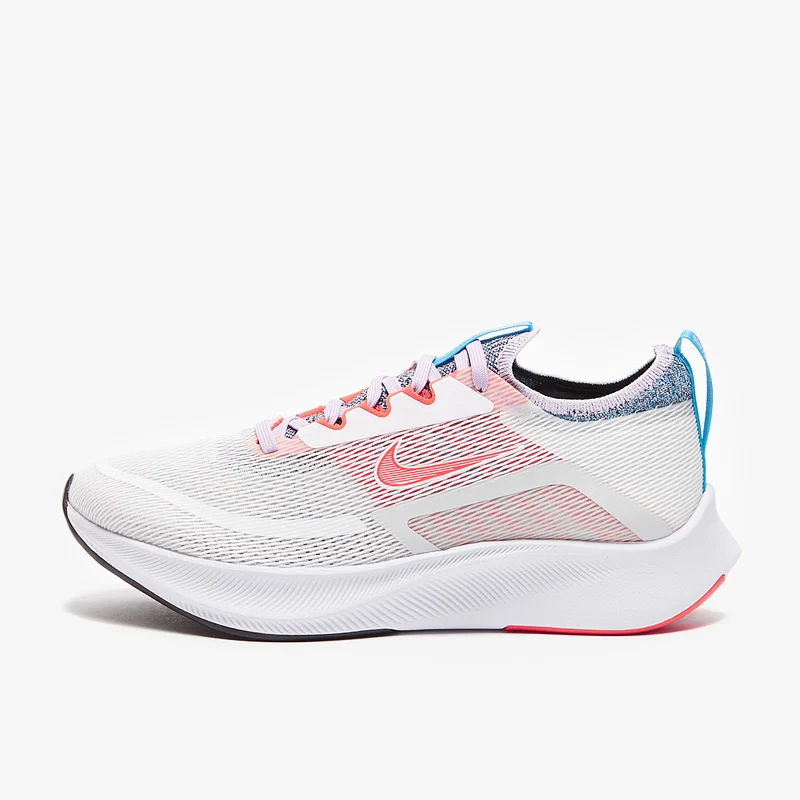 Nike Damen Zoom Fly 4
