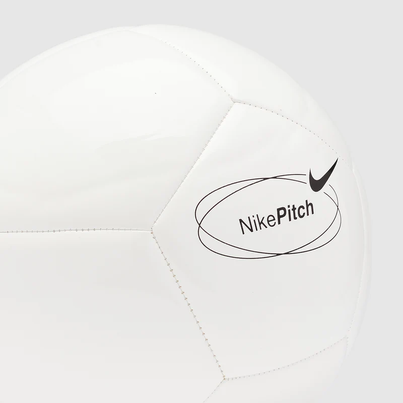 Nike Pitch Team Football