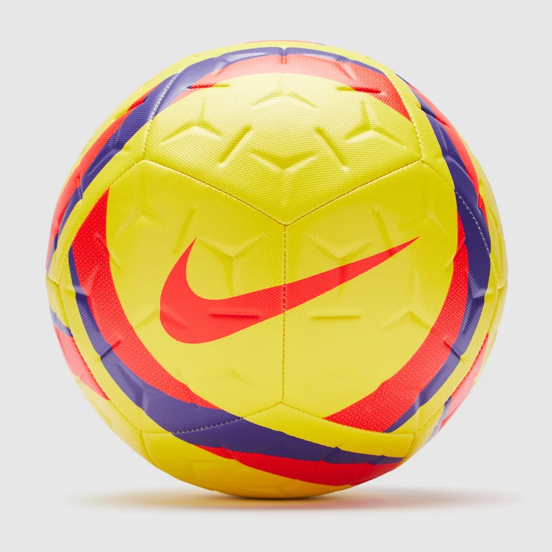 Nike Academy Team Fußball