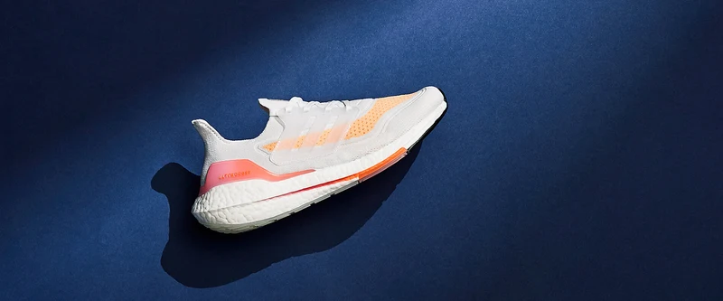 adidas Damen Ultraboost 21