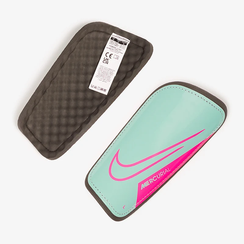 Nike Mercurial Hardshell Schienbeinschützer