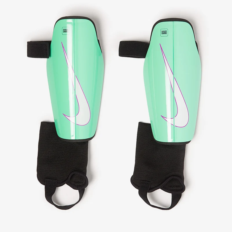 Nike Charge Guard