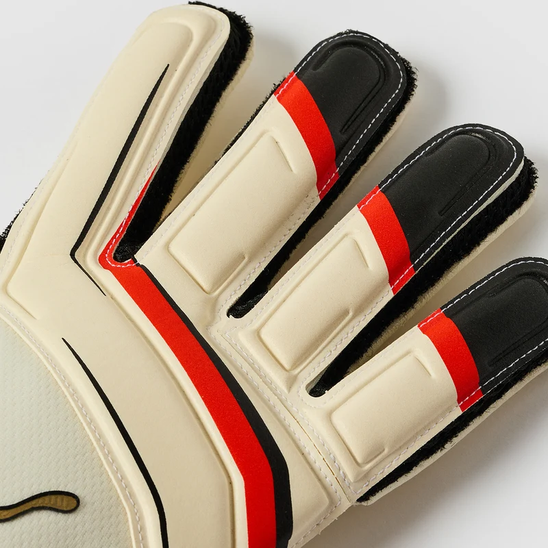 Puma King Pro Regular Cut GK Gloves