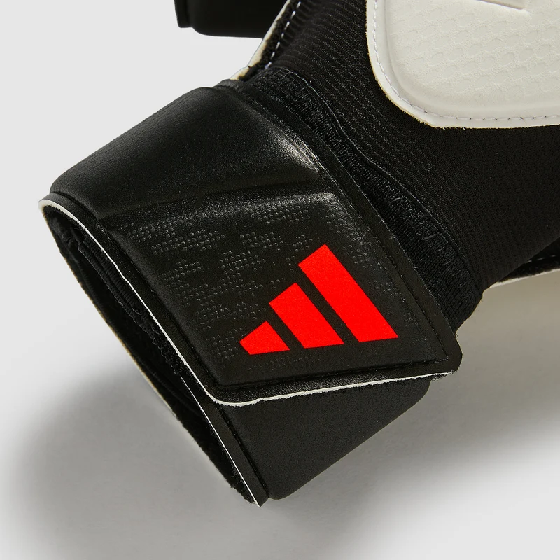 adidas Predator Match