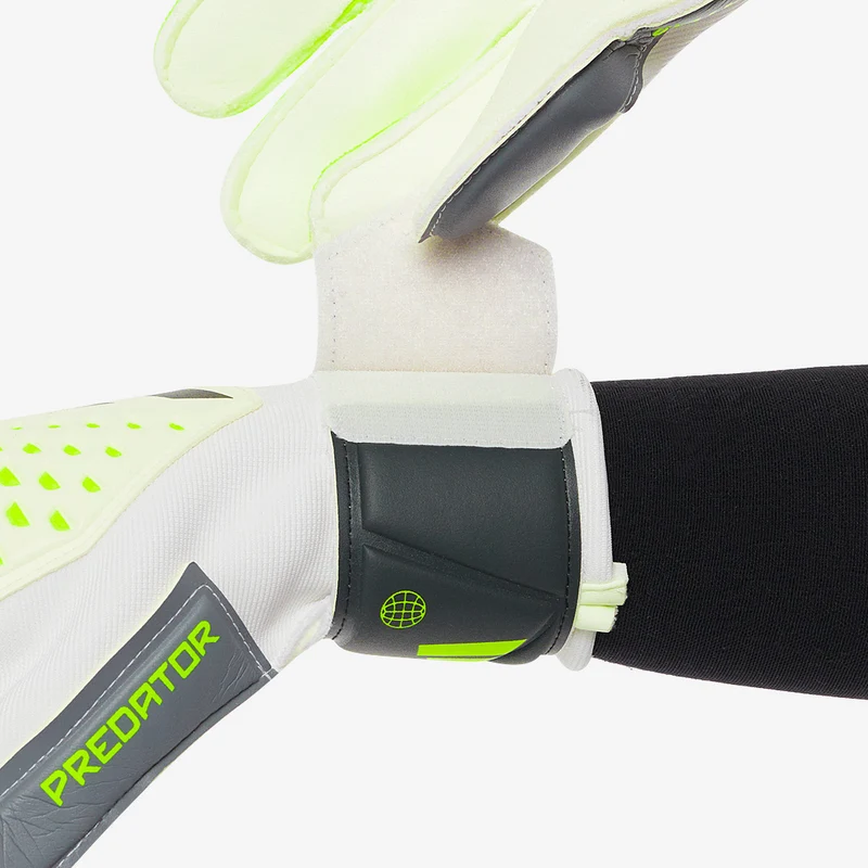 adidas Predator Match