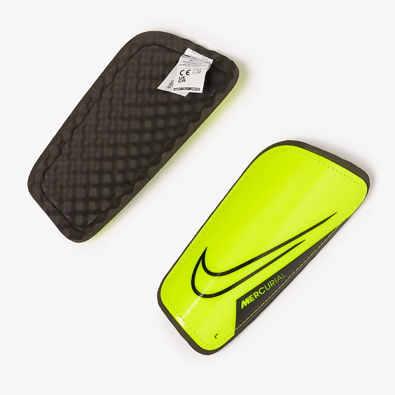 Nike Mercurial Hardshell Schienbeinschützer