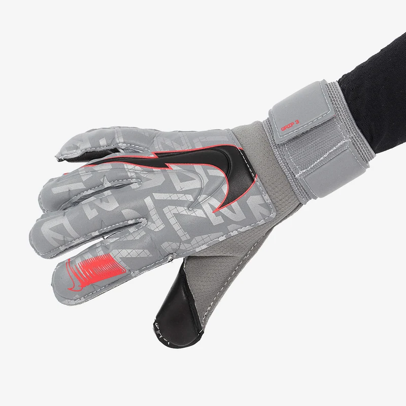 Nike Grip 3